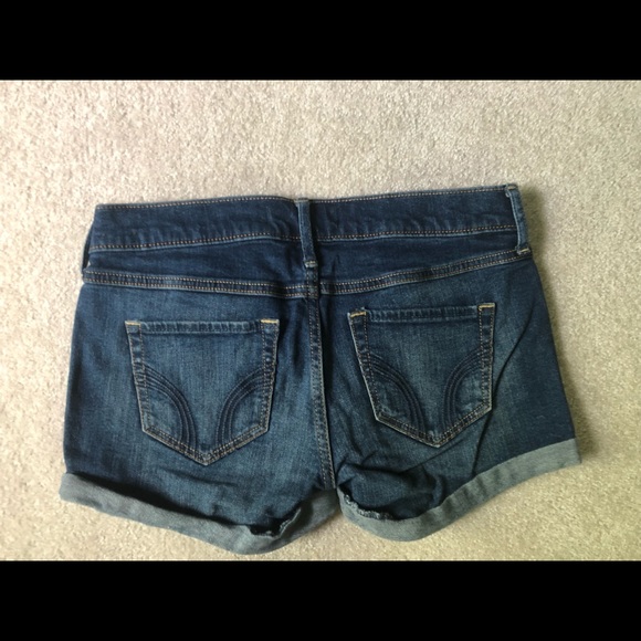 hollister jean shorts - Picture 2 of 3